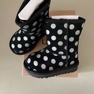 NIB UGG T CLASSIC METALLIC DOTS Toddler Boots 6